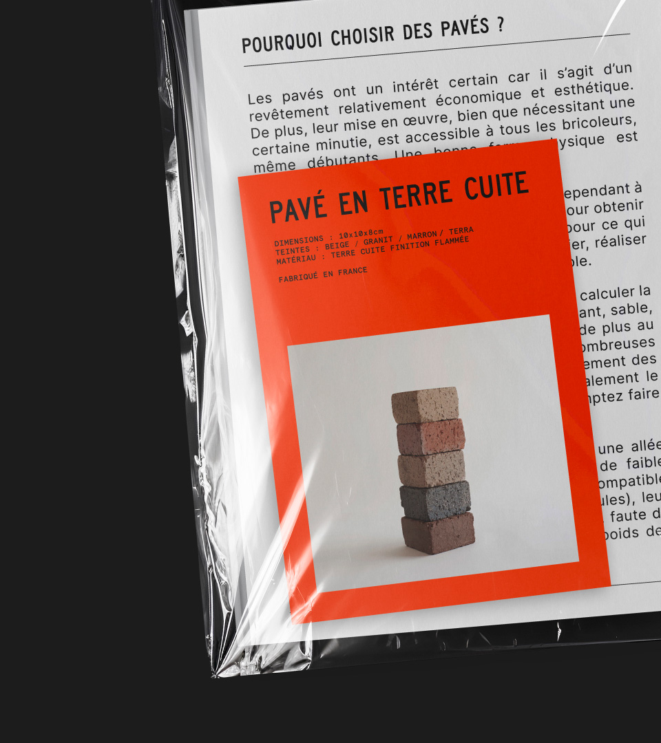 Papeterie du projet Pierres et Briques, une entreprise de vente de matériaux de caractère.